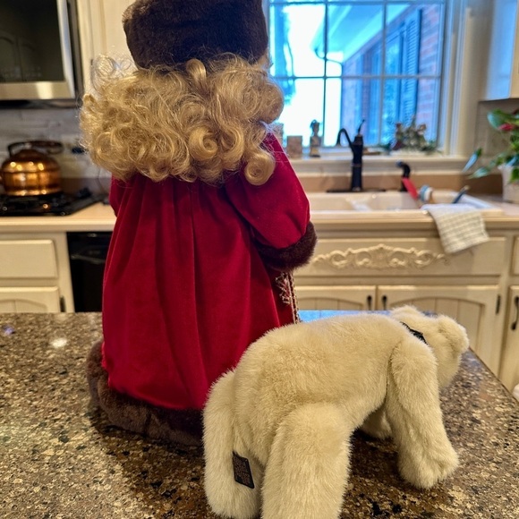 1998 BOYDS COLLECTION LTD. 16”PORCELAIN DOLL, LARA,WITH POLAR BEAR. ALL ORIGINAL - Picture 10 of 16